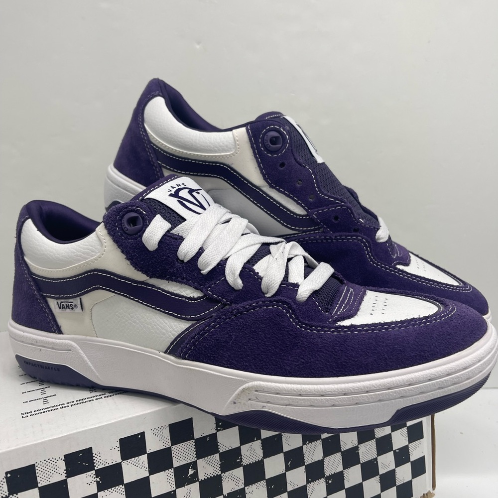 Vans Men's Purple and White Skate Rowan 2
Purple
VN000D3SPRP Sneakers - Picture 7 of 16